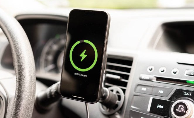 Mophie Universal Wireless Charging Car Mount with Magsafe